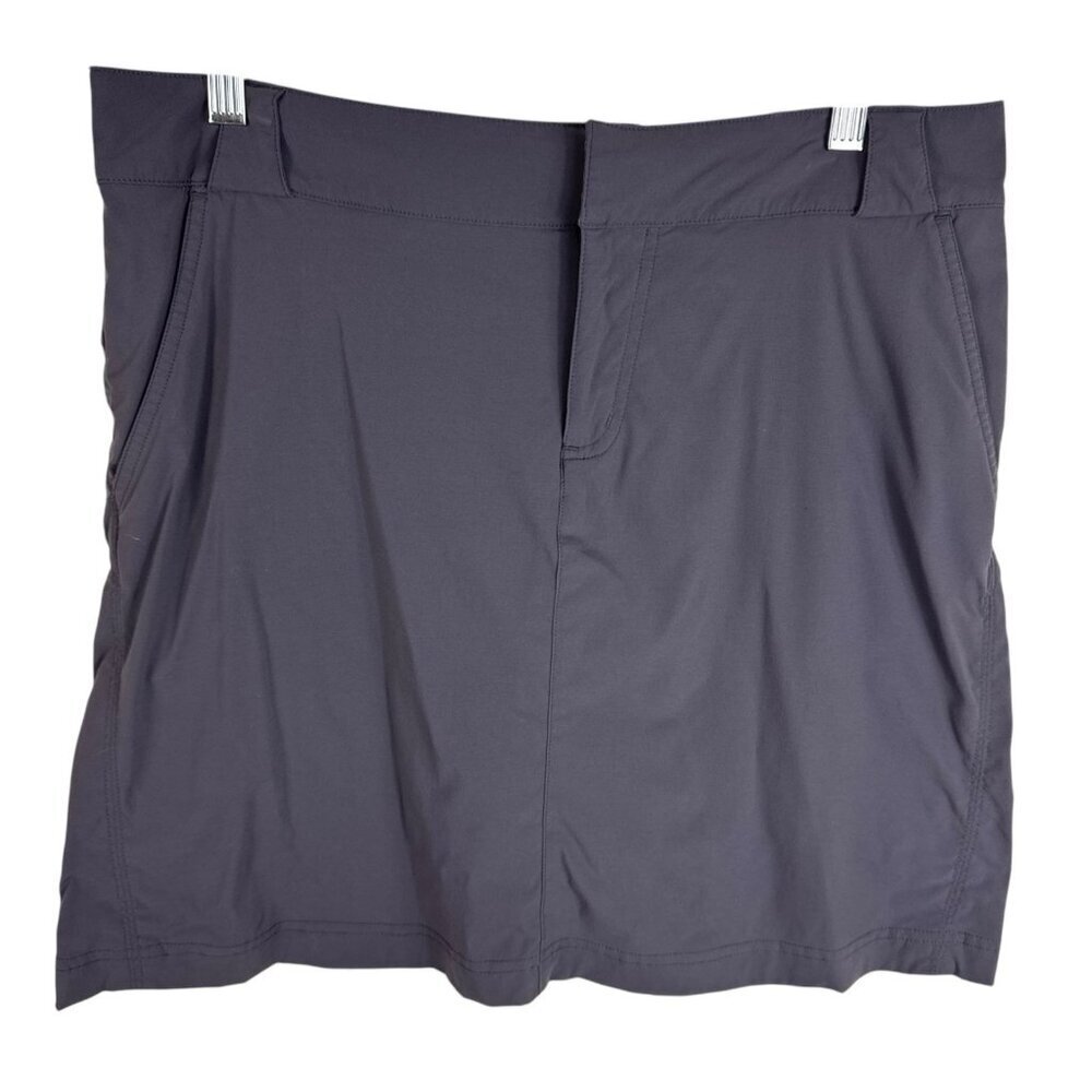 Columbia Women's 10 Titanium Skort Gray Hiking Activewear‎ EUC